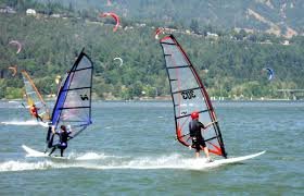 windsurfing